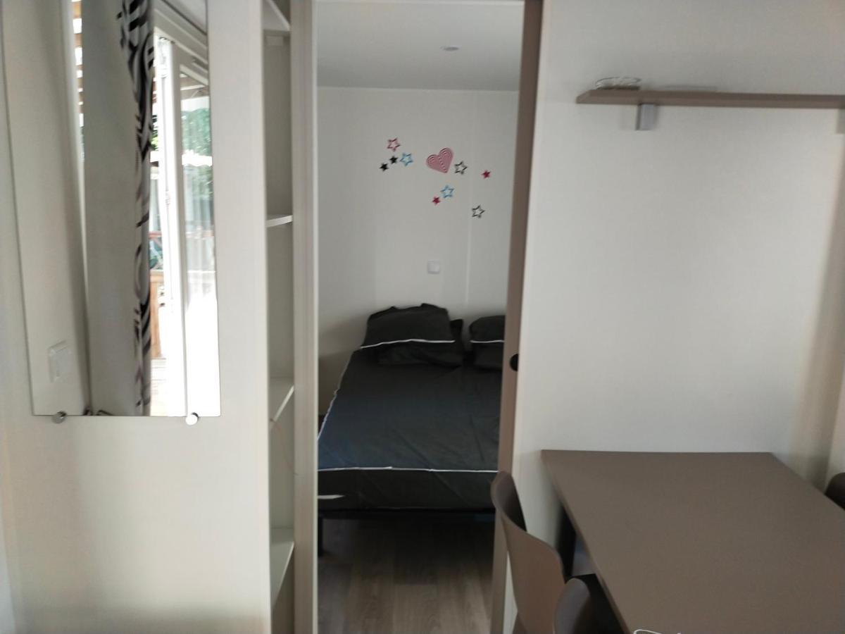charmant mobil home 2 chambres Valras plage Bagian luar foto